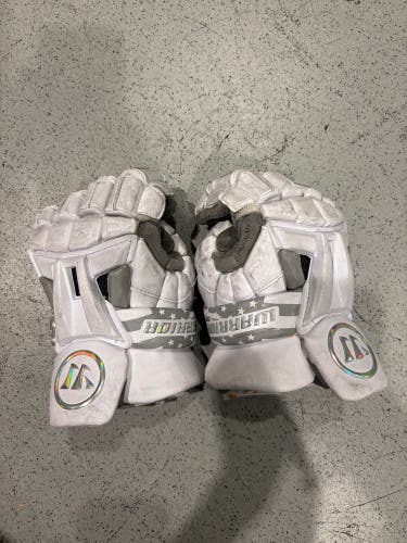 White Warrior Burn XP Lacrosse Gloves (Used)