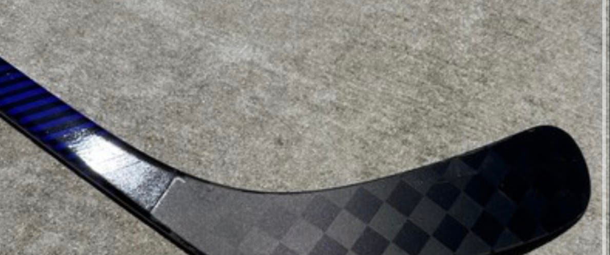 Intermediate Bauer Right Handed Hockey Stick P92 50 Flex (New)