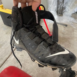 Men's Size M 7.0 (W 8.0) Nike Force elite High Top (Used)