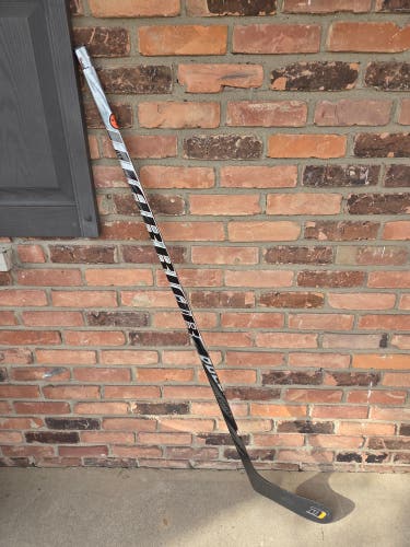 Senior Warrior Left Hand Hockey Stick W05 100 Flex (Used)
