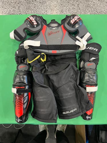 Bauer Hockey Starter Kit | Youth