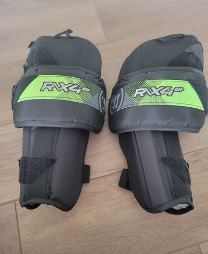 Warrior RX4 E+ Senior Knee and Thigh Pads