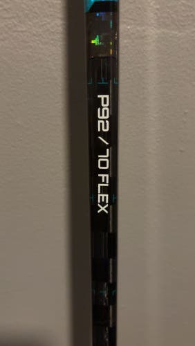 Senior Bauer Twitch Right Handed Hockey Stick P92 70 Flex (Used)