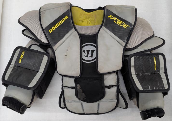 Warrior Ritual RX3 E - Small / Medium Goalie Chest Protector USED