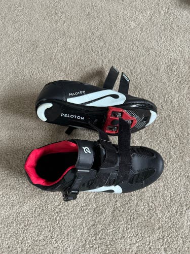 Men's Size 10.5 Peloton Bike Shoes (Used)