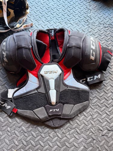 Small Senior CCM JetSpeed FT4 Shoulder Pads (Used)