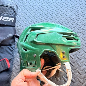 Medium Bauer Re-Akt 150 Helmet (Used)