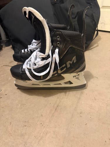Black 2024 CCM Tacks XF Pro Hockey Skates Pro Stock 11 (New)