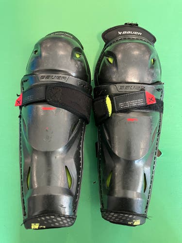 Junior Bauer Vapor 3X Shin Pads 11" (Used)