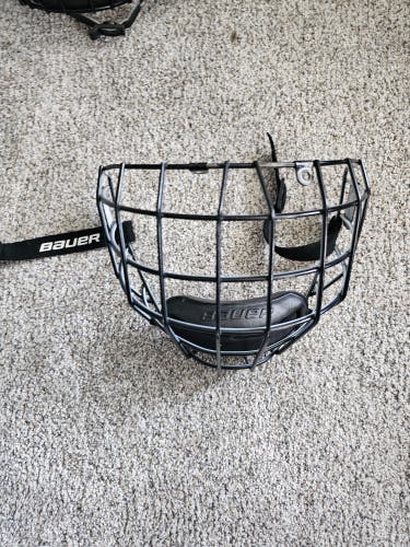 Bauer Oreo Cage