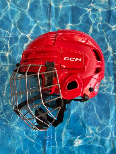 Red Youth CCM Tacks 70 Helmet (Used)