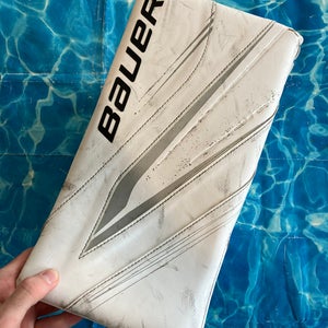 Intermediate Bauer X5 Pro Goalie Gloves & Blockers Full Right (Used)