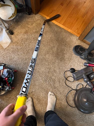 Senior Sher-Wood Rekker RM9 Right Handed Hockey Stick P92 105 Flex (Used)