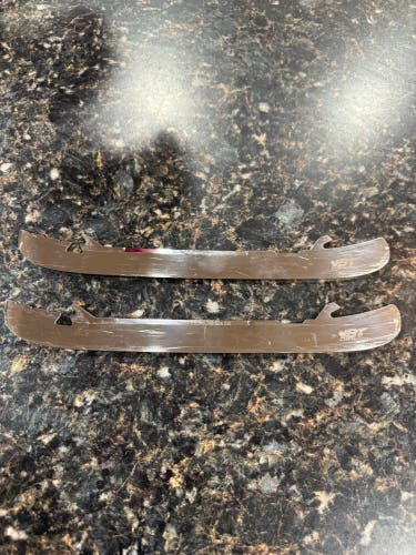 Bladetech size 238 HockeyTown profiled steel