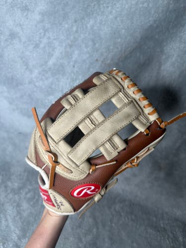 Brown Rawlings Playmaker Series RH Outfield Baseball Glove 11.5" (Used)