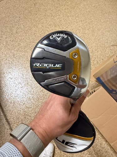 2022 Callaway Rogue ST Max Right Handed Fairway Wood Regular Flex 7 Wood (Used)
