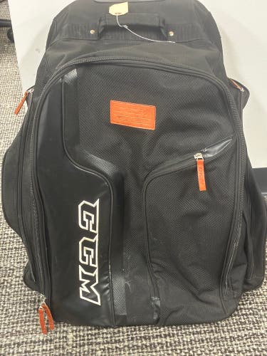 CCM EBP 290 Wheeled Bag (18x26x17)