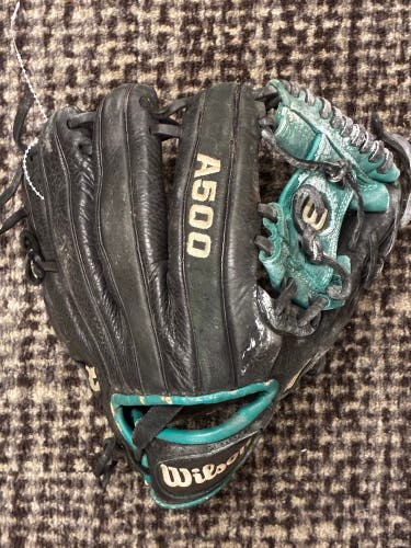 Black Wilson A500 RH Infield Baseball Glove 11.5" (Used)