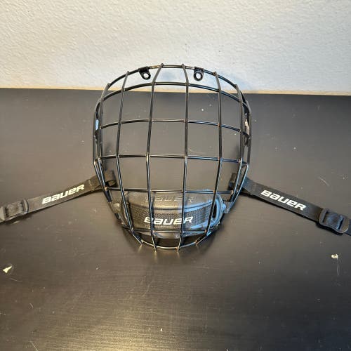 Large Bauer Profile II Facemask Full Cage (Used)