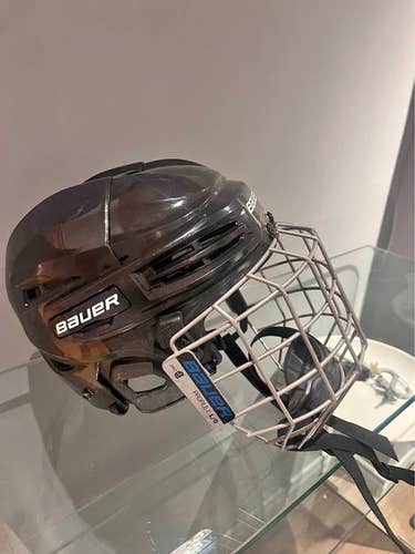 Large Bauer Helmet (Used)
