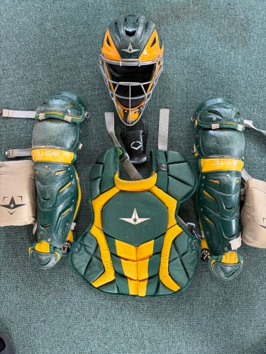 Green All Star System 7 Catcher's Set (Used)