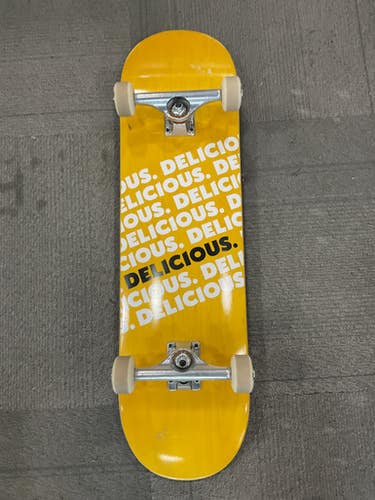 Used DELICIOUS SKATEBOARD Complete Skateboard Gold Regular 11614-S000233980