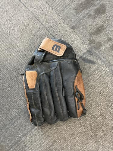 Used Wilson ESB BB/SB Glove RH Throw Black 13" 11614-S000233964