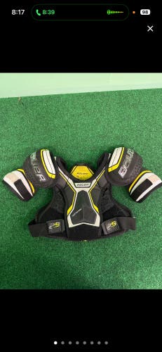 Large Youth Bauer Supreme 2S Pro Shoulder Pads (Used)