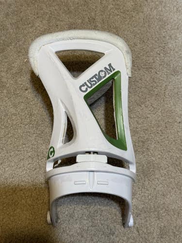 One Burton Cartel Snowboard binding Right Hi Back High  Medium White