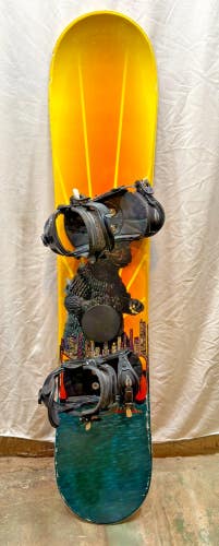 Atlantis Zilla 130cm Twin-Tip All-Mountai Kids Snowboard SIMS Bindings GREAT
