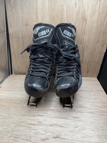 Mission Axiom Inline Hockey Skates 8.5 Black Silver Hi-Lo Chassis