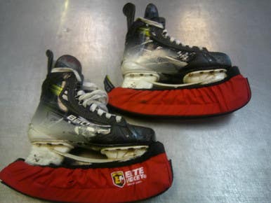 Used Bauer HYPERLITE 2 Intermediate Hockey Skate Intermediate 6.5 11339-S000200749