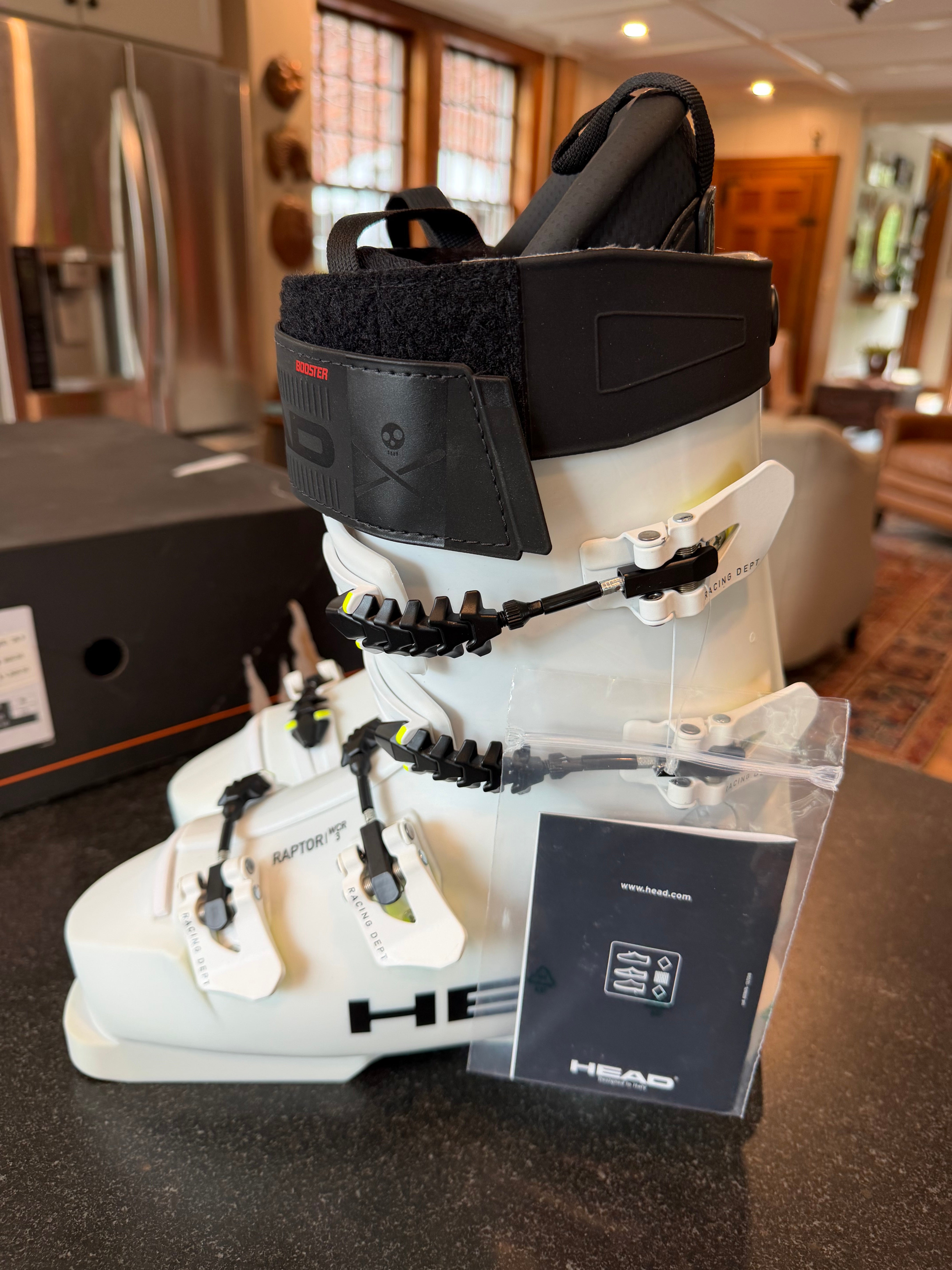 HEAD RAPTOR WCR 3 - Size 25.5 Race Ski Boots (New) | SidelineSwap