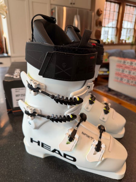 HEAD RAPTOR WCR 3 - Size 25.5 Race Ski Boots (New) | SidelineSwap