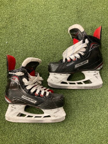 Junior Bauer Vapor X600 Hockey Skates | Size 1.5