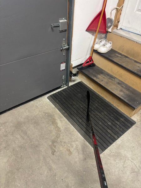 Senior CCM JetSpeed FT7 Pro Right Handed Hockey Stick P28 85 Flex Pro Stock (Used)