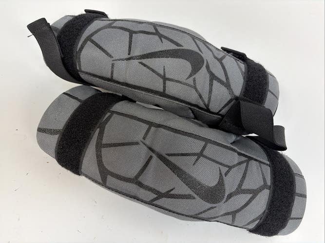 Nike Vapor Lacrosse Arm Pads, Youth Medium