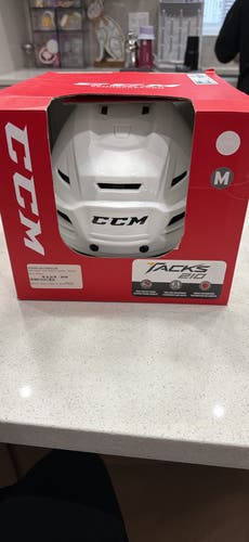 Medium Like new White CCM Senior Tacks 210 Hockey Helmet