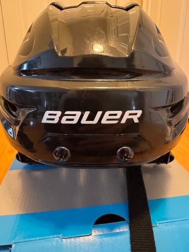 Medium Bauer Re-Akt 65 Helmet (Used)