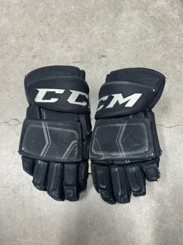 15” CCM HGQL Dallas Stars Pro Hockey Gloves (Used)