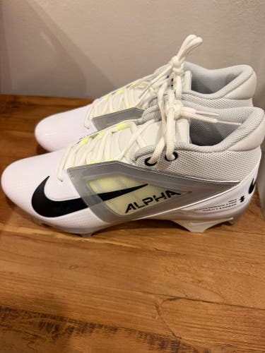 Men's Size M 11.0 (W 12.0) Nike Alpha Menace Pro 4 Mid Top (New)