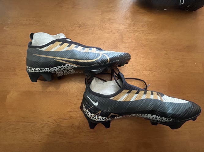Men's Size M 8.5 (W 9.5) Nike Vapor edge pro 360 Mid Top Molded Cleats (Used)
