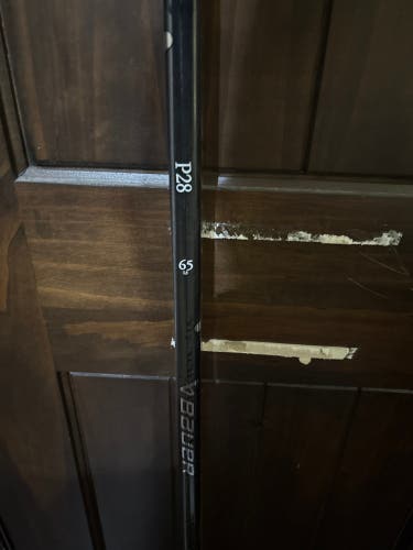 Intermediate Bauer Vapor Team Right Handed Hockey Stick P28 65 Flex Pro Stock (New)