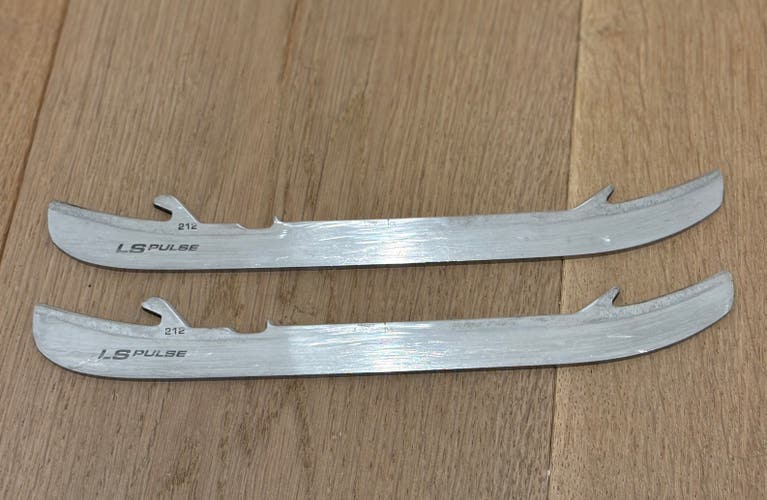 Bauer LS Pulse Steel - Junior Size 1-1.5 / 212mm (Excellent Condition)