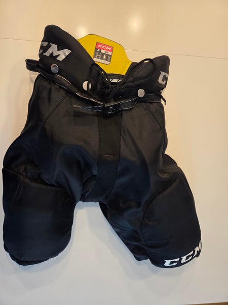 Junior Large CCM HP9550 Hockey Pants (Gently Used)
