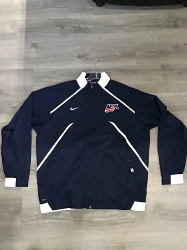 Team USA Blue Men's Large Nike Sweatshirt (New)