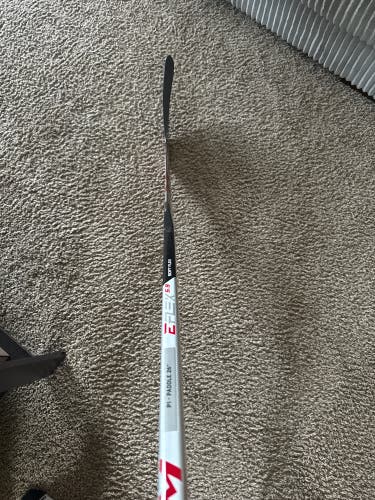 Senior CCM Extreme Flex 5.9 Regular Red Goalie Stick 26" Paddle (New)