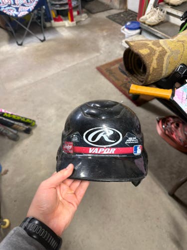 One Size Fits All Rawlings Vapor Batting Helmet (Used)