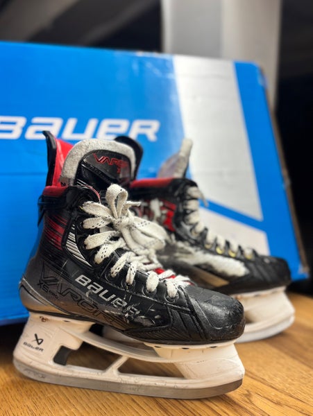 Bauer Vapor 5x Pro Hockey Skates - Junior 2 regular width (Good Condition)