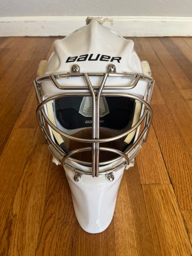 Senior 2023 Bauer 960 Goalie Mask  (Used)